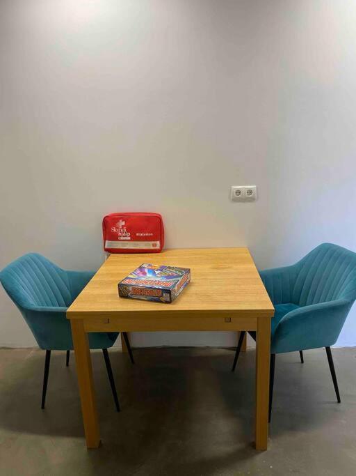 Modern Garage Suite - Free Parking & Self Check In Hveragerdi Bagian luar foto