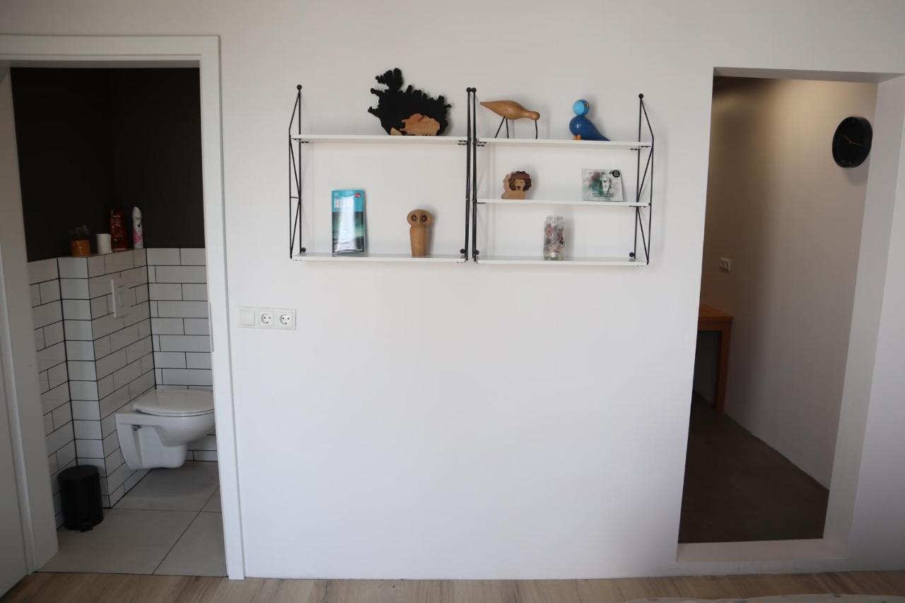 Modern Garage Suite - Free Parking & Self Check In Hveragerdi Bagian luar foto